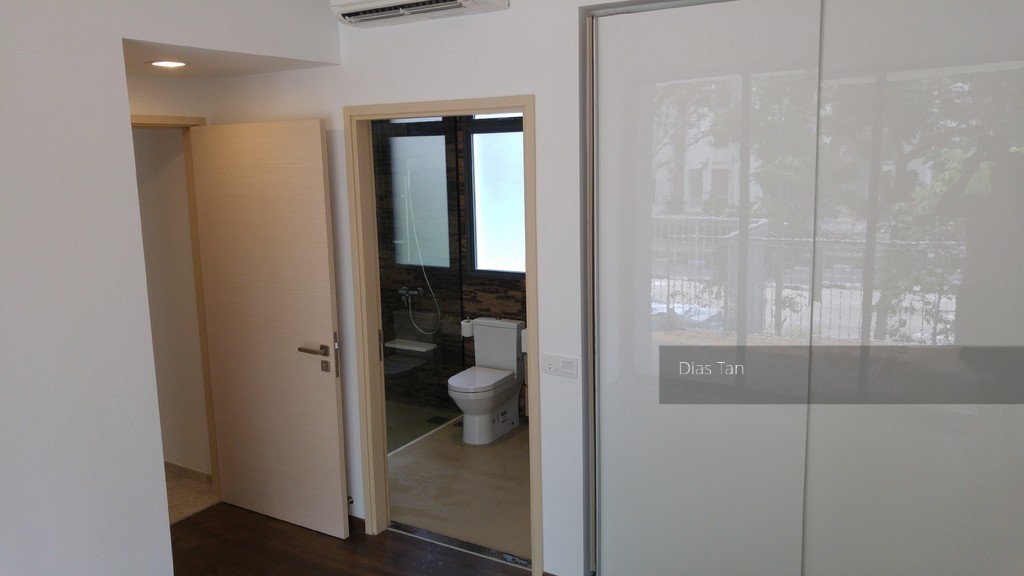 The Luxurie (D19), Condominium #141557752